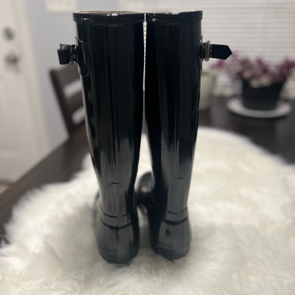 Hunter classic tall rubber boots black EUC size 6 medium or 7 narrow - Picture 3 of 9